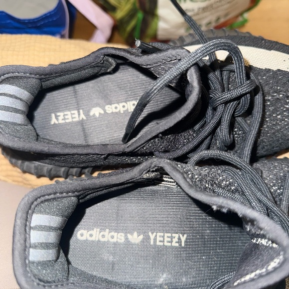 Authentic Yeezy x Adidas Boost 350 - Picture 2 of 3